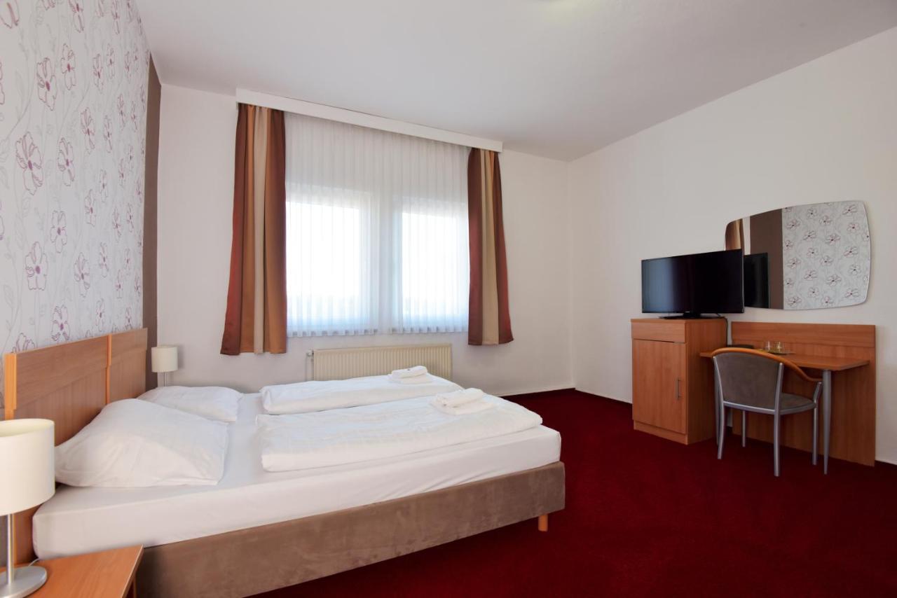 Hotel Zum Gruendle Oberhof (Thuringia) Exterior foto